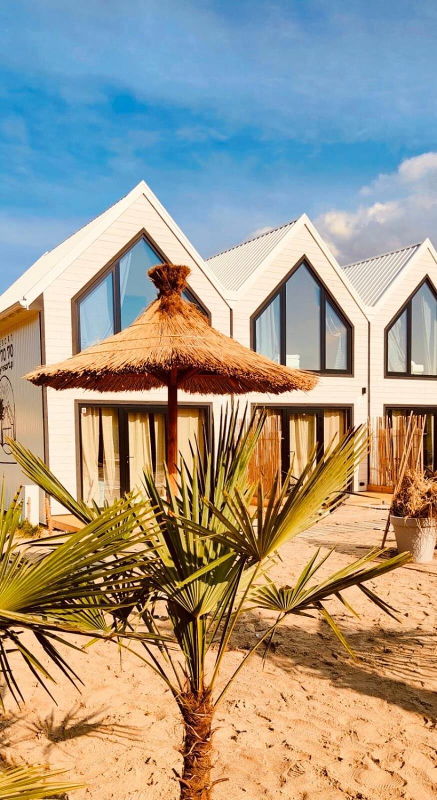 Lulu Holiday Resort Domki Z Podgrzewanym Basenem Mielno (Koszalin) Exterior foto